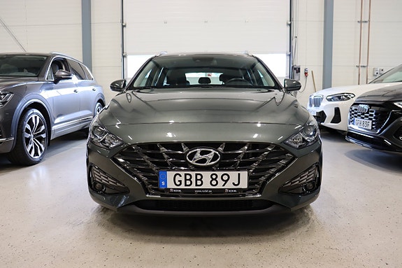 Hyundai i30 3 of 27