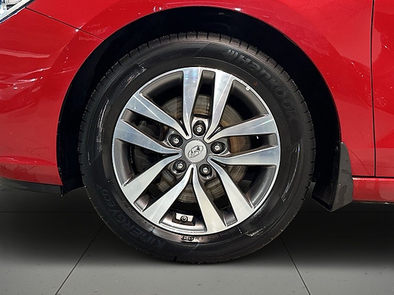 Hyundai i30 14 of 23
