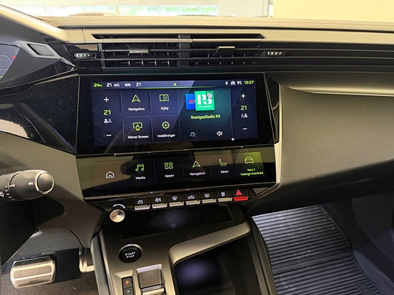 Peugeot 408 8 of 15