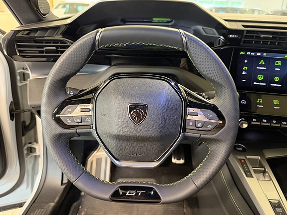 Peugeot 408 10 of 15