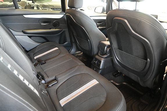 BMW 220d 13 of 25