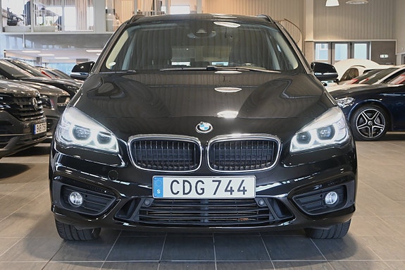 BMW 220d 5 of 25