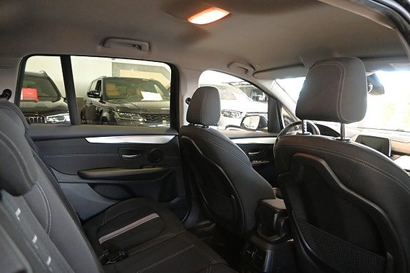 BMW 220d 12 of 25