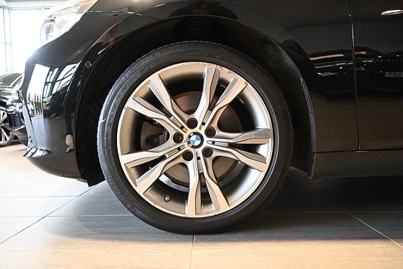 BMW 220d 6 of 25