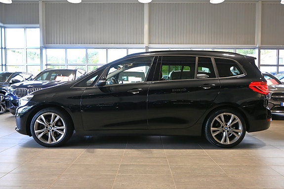 BMW 220d 2 of 25