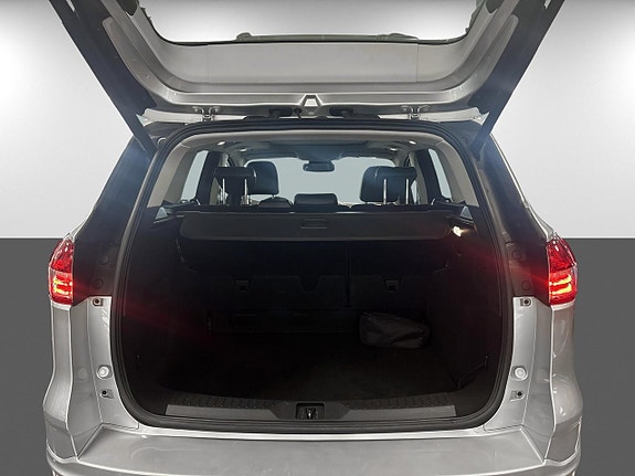 Ford Kuga 7 of 15