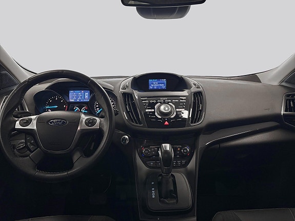 Ford Kuga 10 of 15