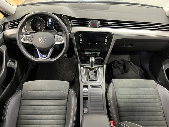 Volkswagen Passat 14 of 20
