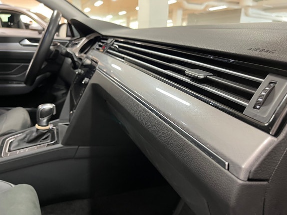 Volkswagen Passat 15 of 20