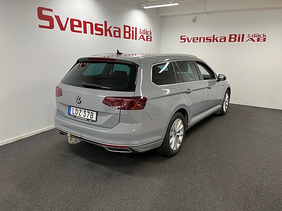Volkswagen Passat 10 of 20
