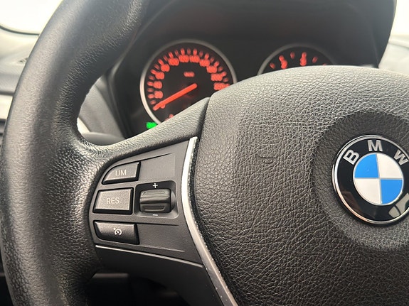 BMW 120 15 of 30