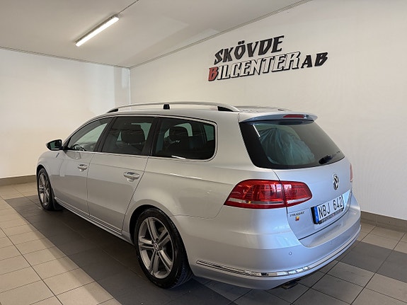 Volkswagen Passat 3 of 12
