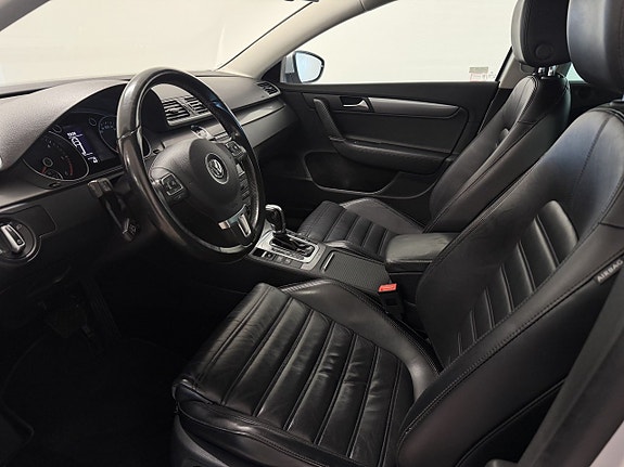 Volkswagen Passat 7 of 12