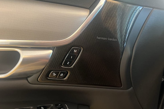 Volvo V90 19 of 25