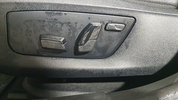 BMW 530e 9 of 13