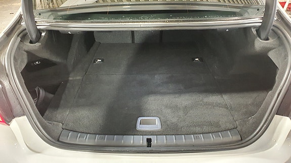 BMW 530e 4 of 13