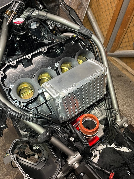 Kawasaki Ninja H2 7 of 27