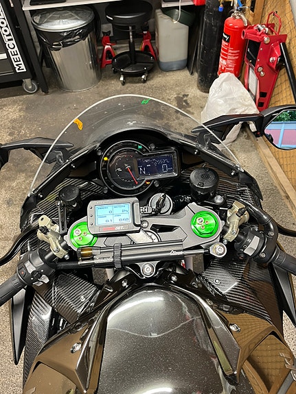 Kawasaki Ninja H2 16 of 27