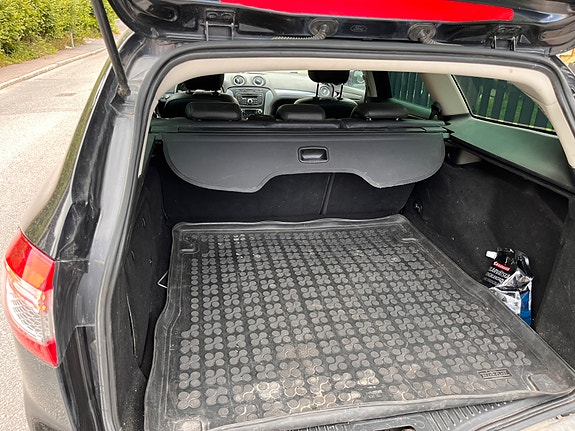 Ford Mondeo 8 of 8