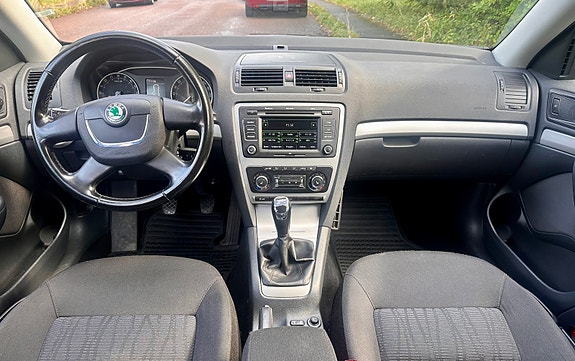 Skoda Octavia 6 of 8