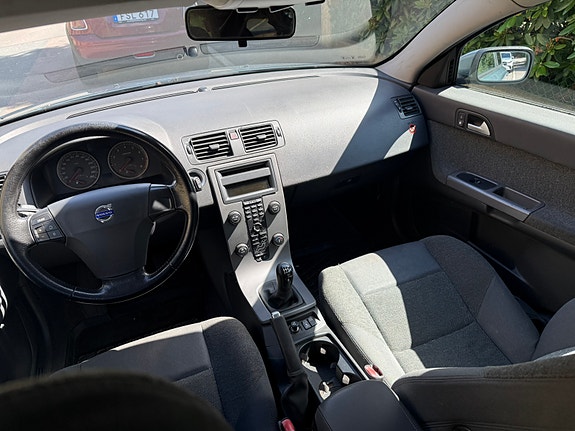 Volvo V50 10 of 17
