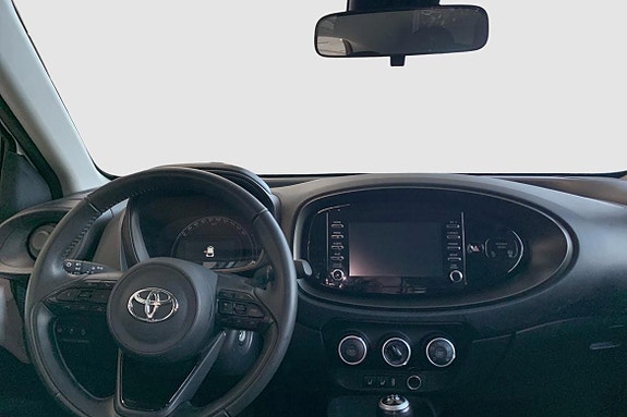 Toyota Aygo X 11 of 13