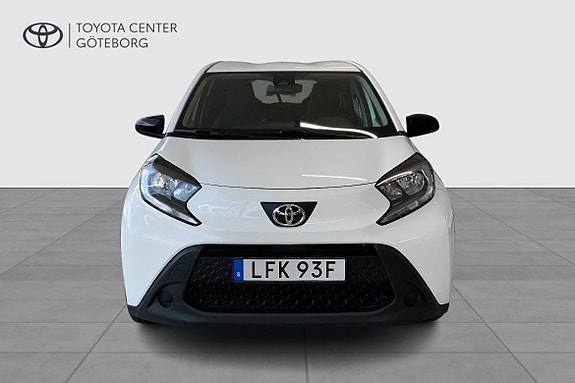 Toyota Aygo X 8 of 13