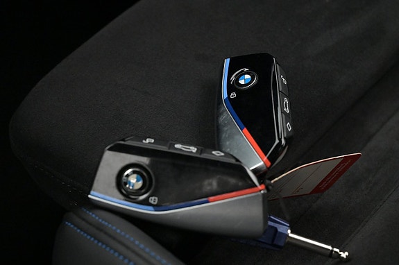 BMW 225e 18 of 27