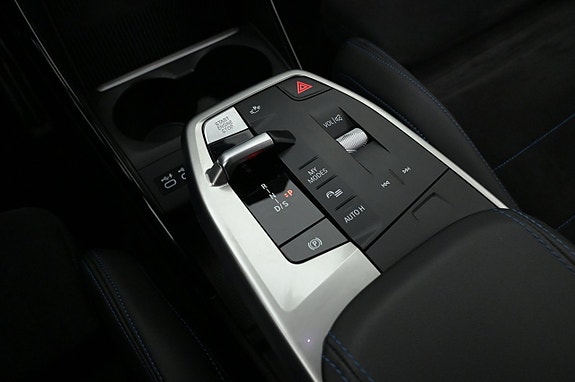 BMW 225e 17 of 27