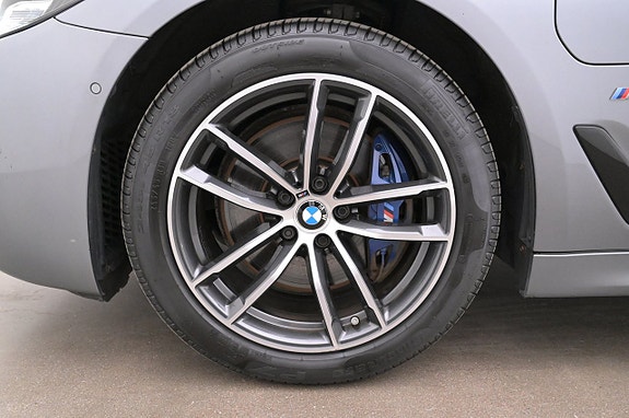 BMW 530e 27 of 27