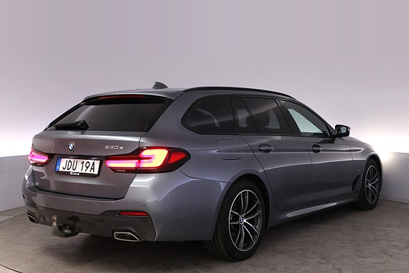 BMW 530e 5 of 27