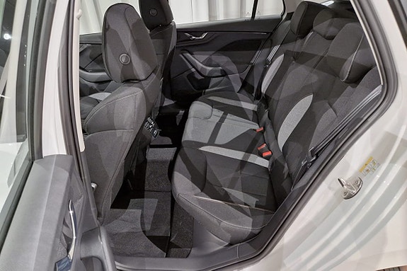 Skoda Kamiq 16 of 17