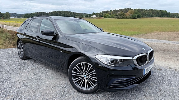 BMW 520d 2 of 13