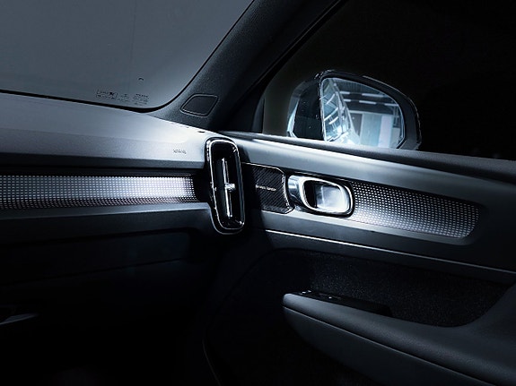 Volvo XC40 9 of 30