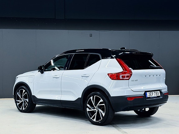 Volvo XC40 28 of 30