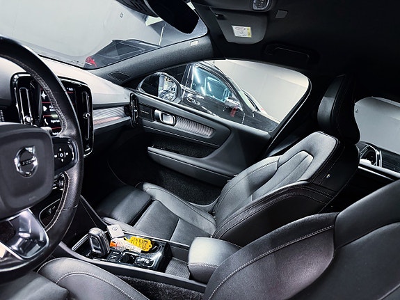 Volvo XC40 22 of 30