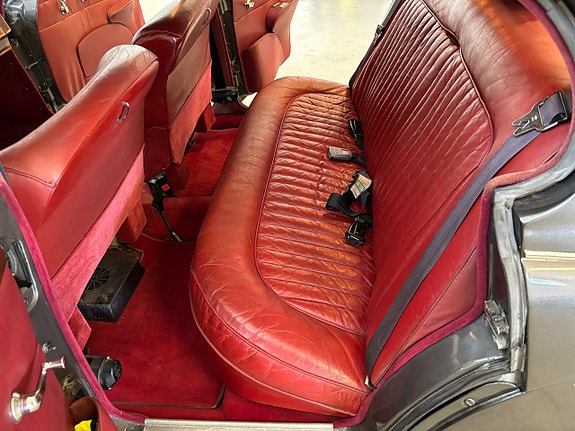 Jaguar Mark 2 14 of 17