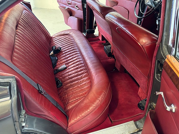 Jaguar Mark 2 15 of 17