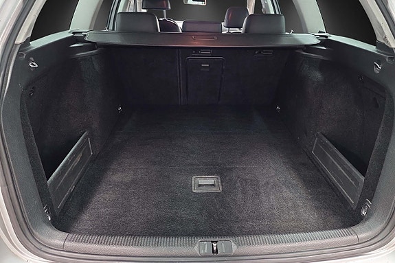Volkswagen Passat 11 of 11