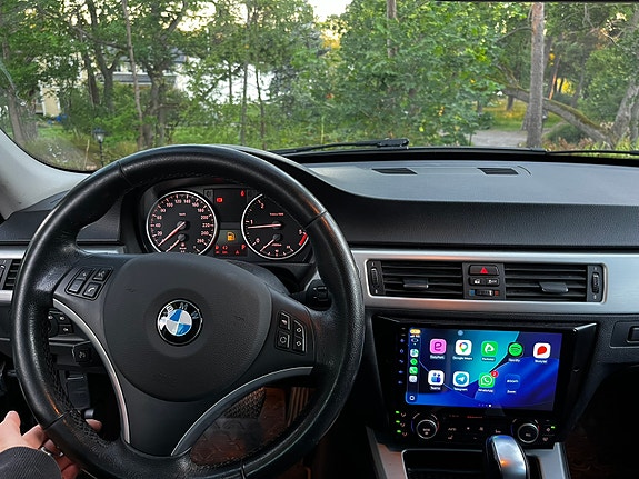 BMW 320d 4 of 4