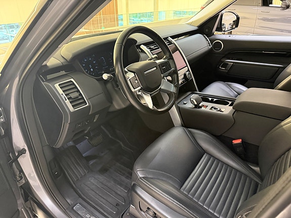 Land Rover Discovery 8 of 23