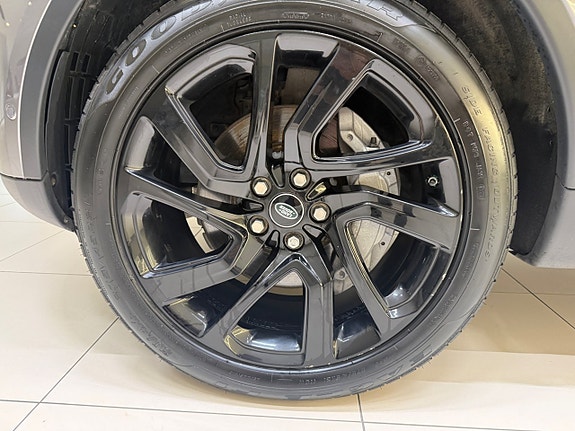 Land Rover Discovery 7 of 23