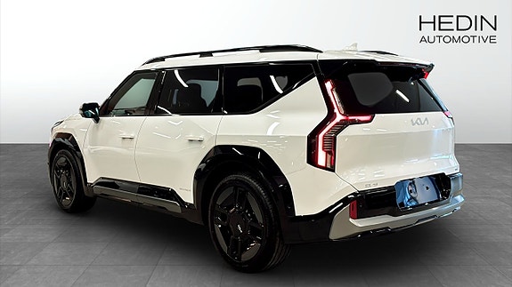 Kia EV9 6 of 15