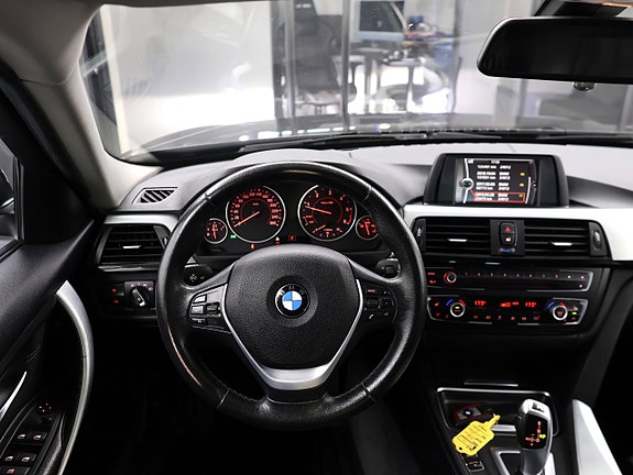 BMW 320d 19 of 24