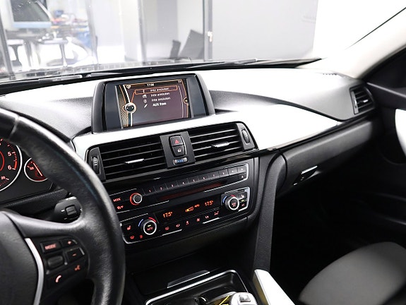BMW 320d 14 of 24