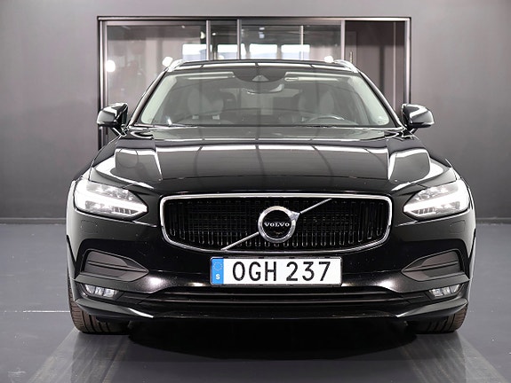 Volvo V90 5 of 25