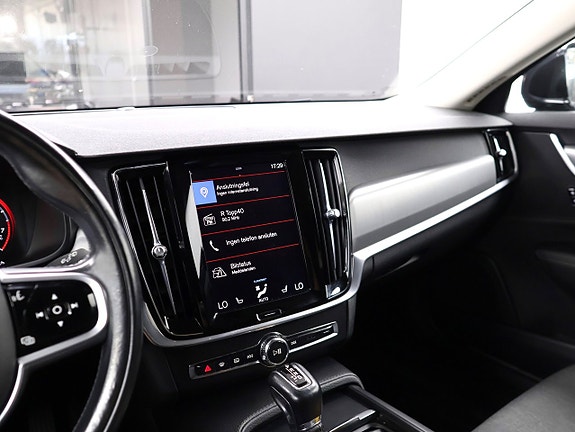 Volvo V90 14 of 25