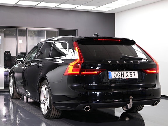 Volvo V90 10 of 25