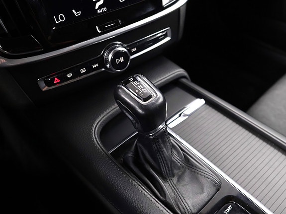 Volvo V90 16 of 25