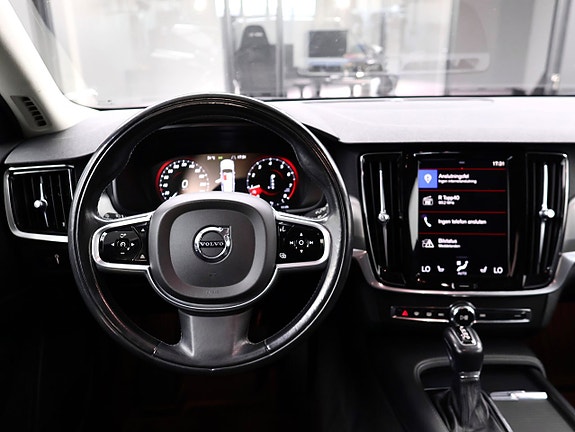 Volvo V90 17 of 25